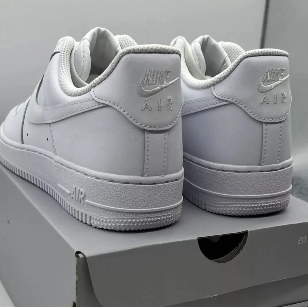 New Men's Nike Air Force One AF1 All White Triple White